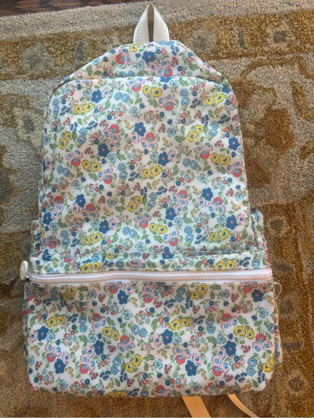 TRVL kids floral organization